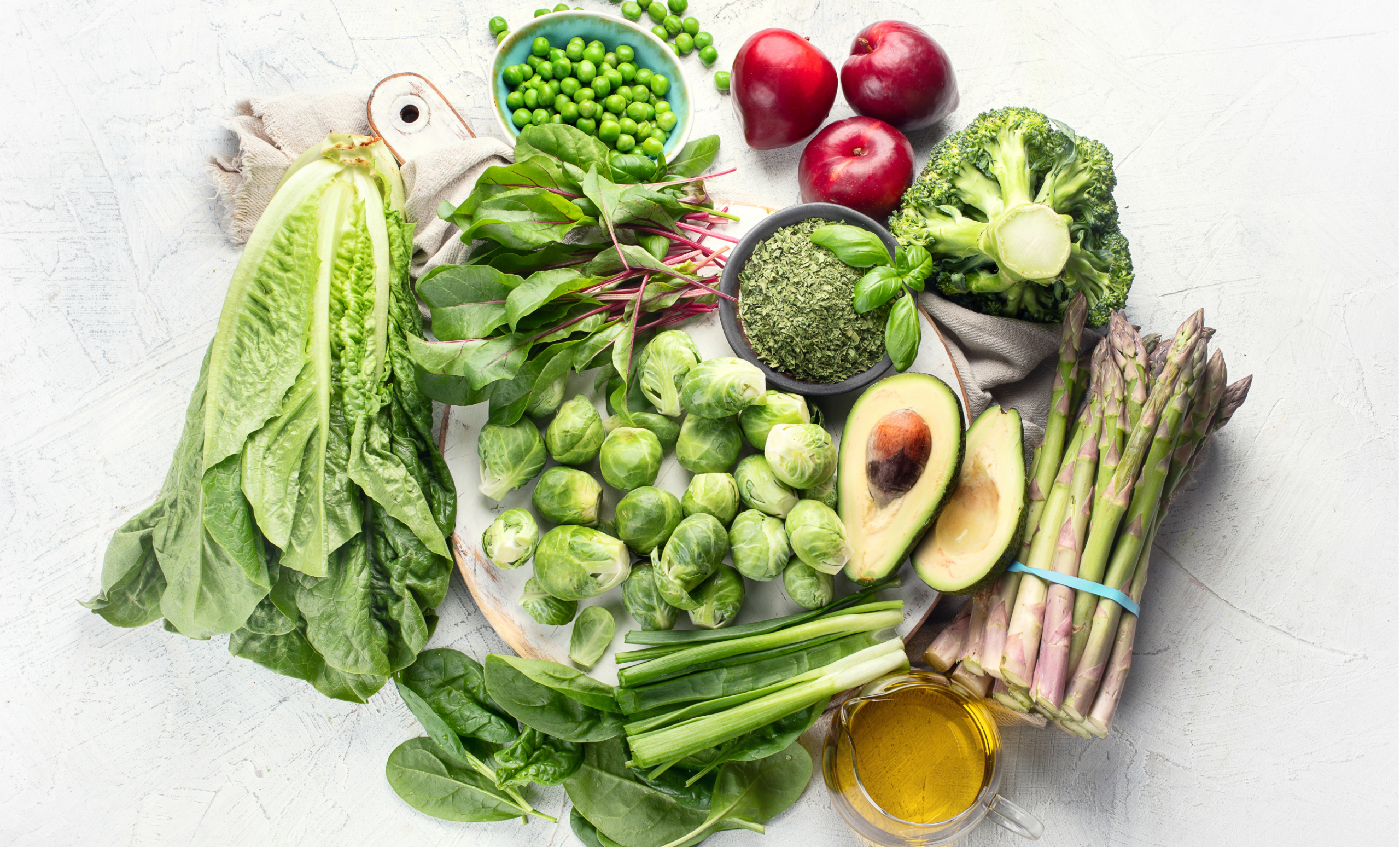 Vitamine D zonder K2 is onvolledig en kan calcium op de verkeerde plek afzetten. Lenie Stender legt uit waarom beide vitamines samenwerken en hoe je je waarden test.